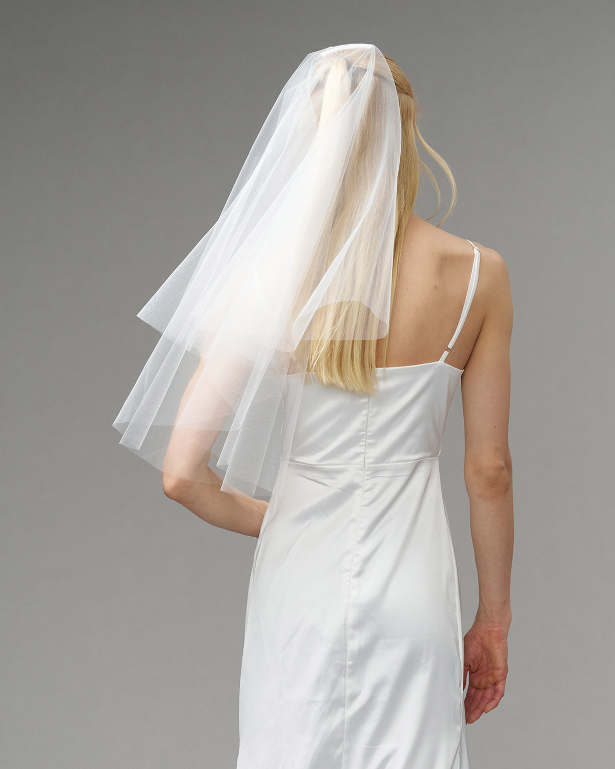 ENGLISH TULLE // RAW EDGE TWO TIER ELBOW LENGTH 30" // OFF WHITE