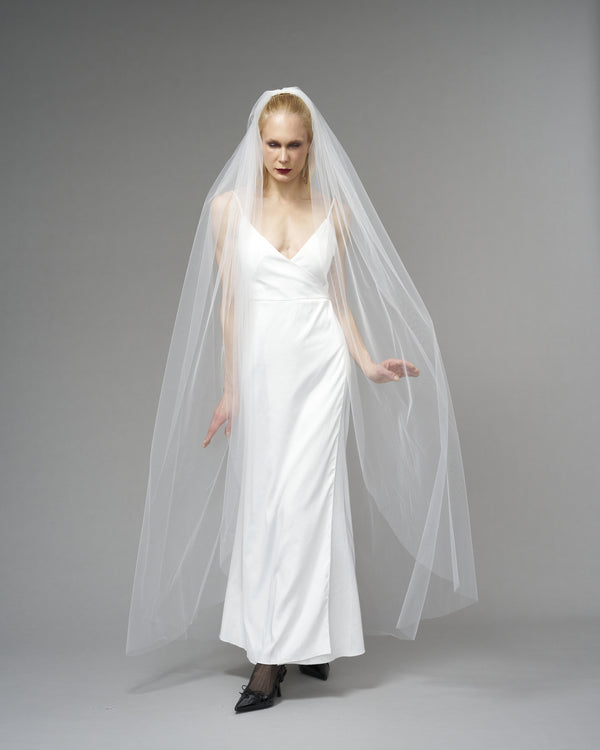 ENGLISH TULLE // RAW EDGE WALTZ LENGTH 72" // OFF WHITE