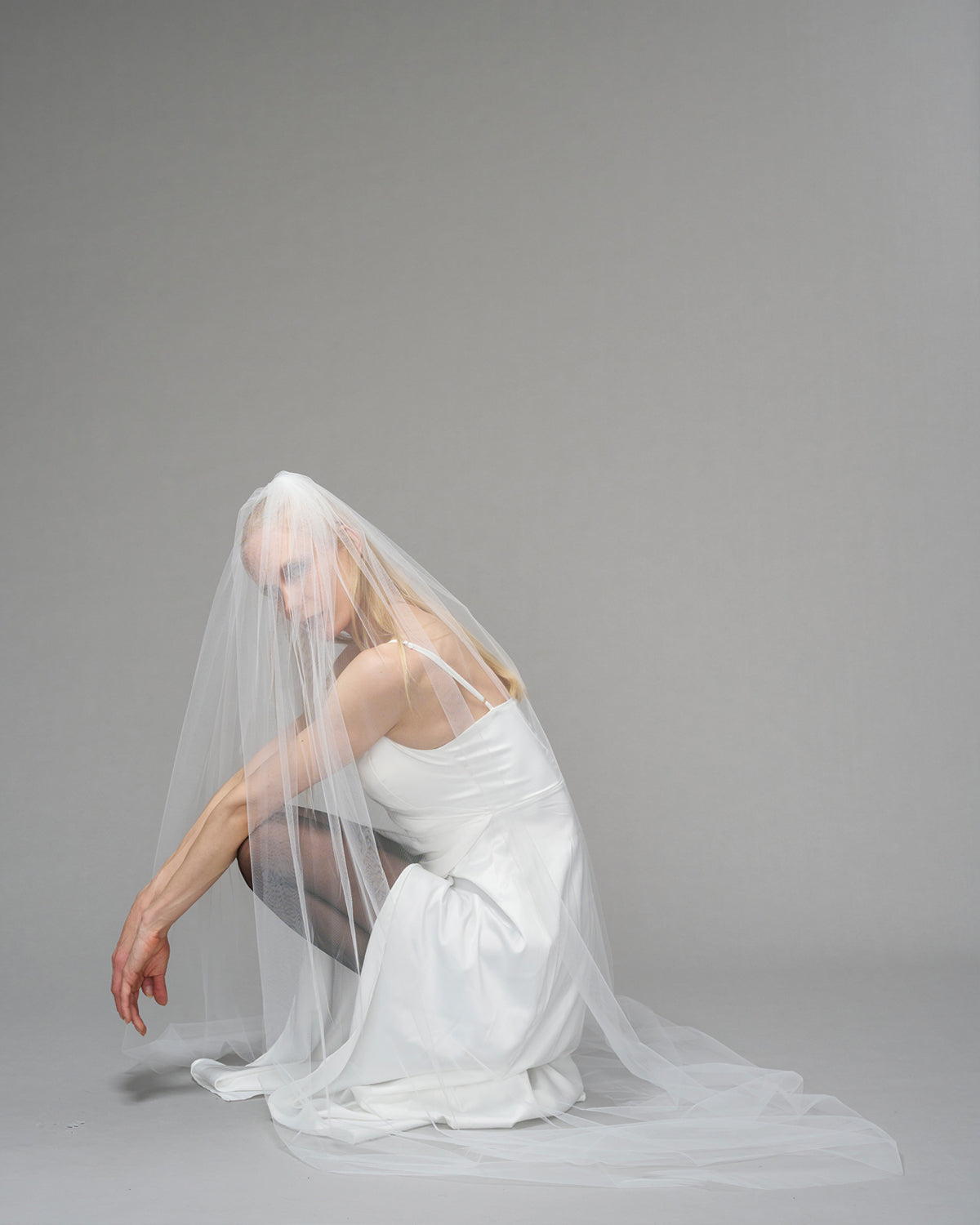 ENGLISH TULLE // RAW EDGE WALTZ LENGTH 72" // OFF WHITE