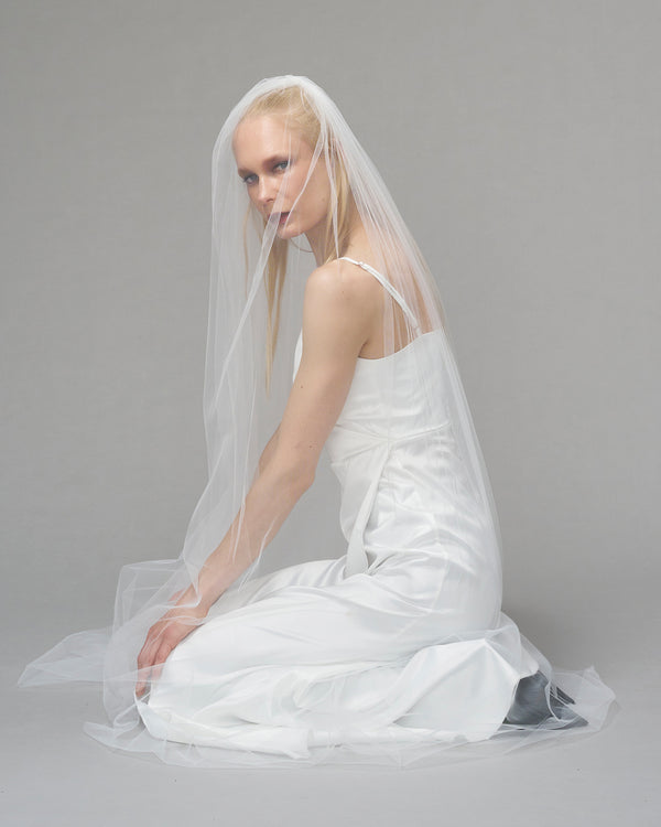 ENGLISH TULLE // RAW EDGE WALTZ LENGTH 72" // OFF WHITE