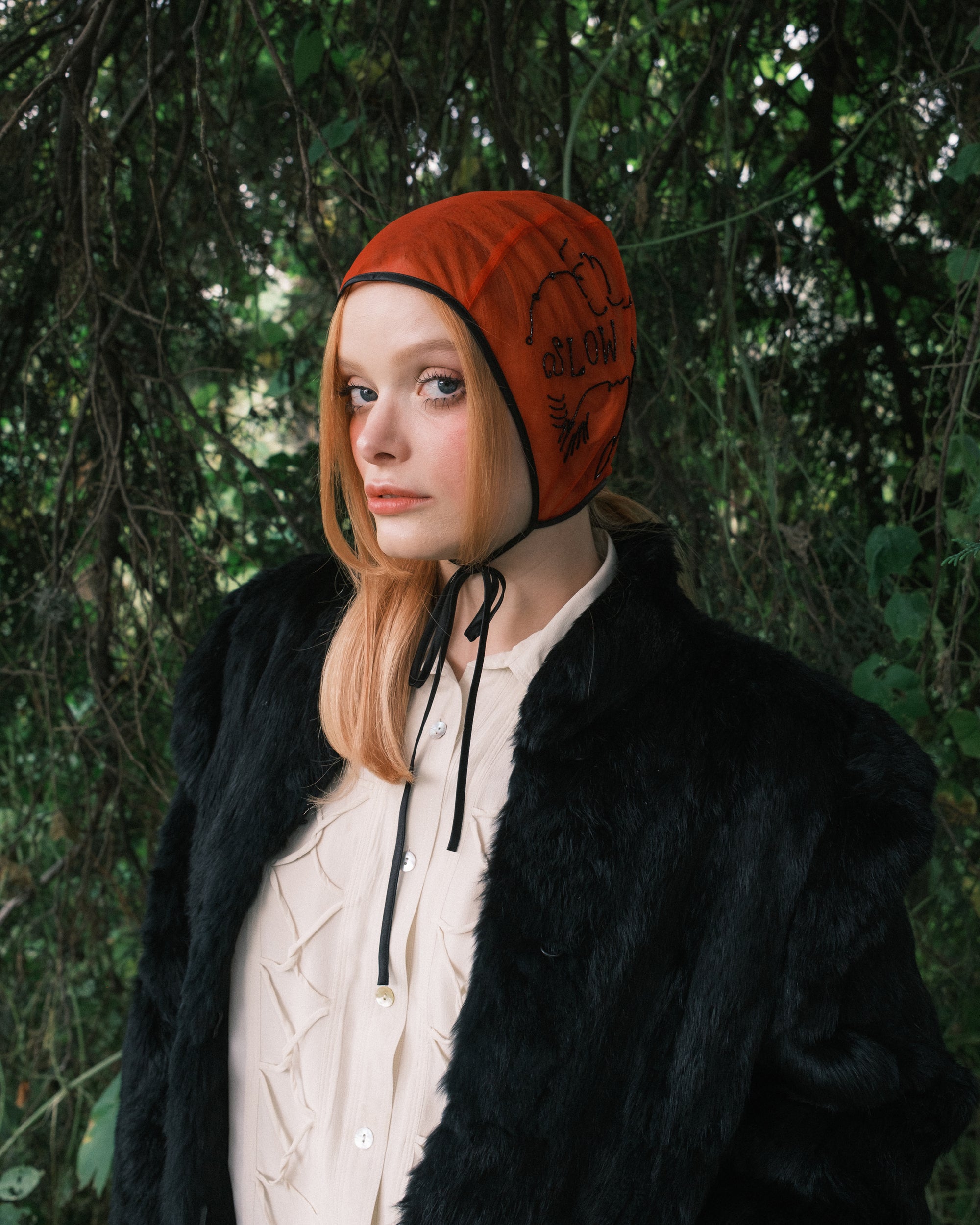 SLOW SHADOWS RED BONNET .- X Jackie Crespo