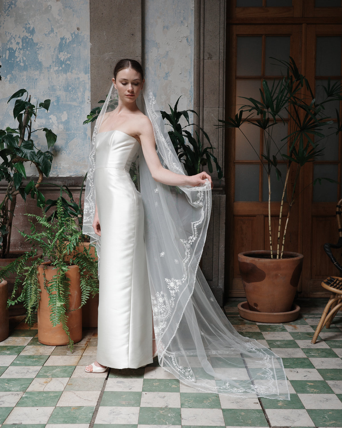 REGINA EMBROIDERED VEIL - Ofrenda Studio