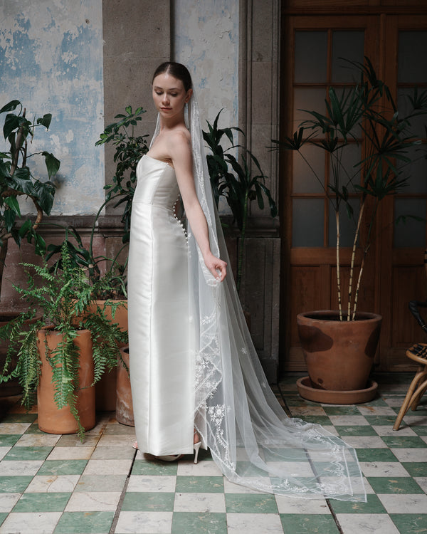 REGINA EMBROIDERED VEIL - Ofrenda Studio