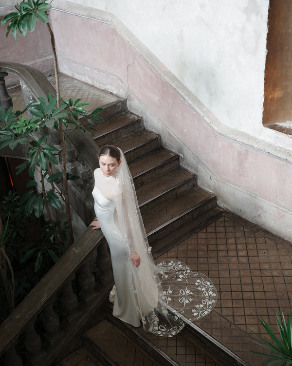 RENATA  FLORAL EMBROIDERY VEIL