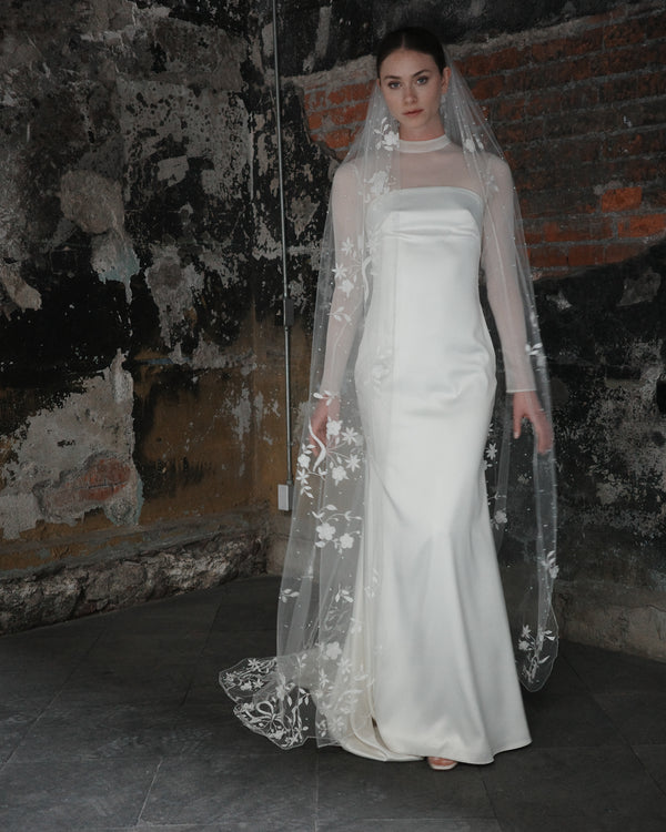 RENATA  FLORAL EMBROIDERY VEIL