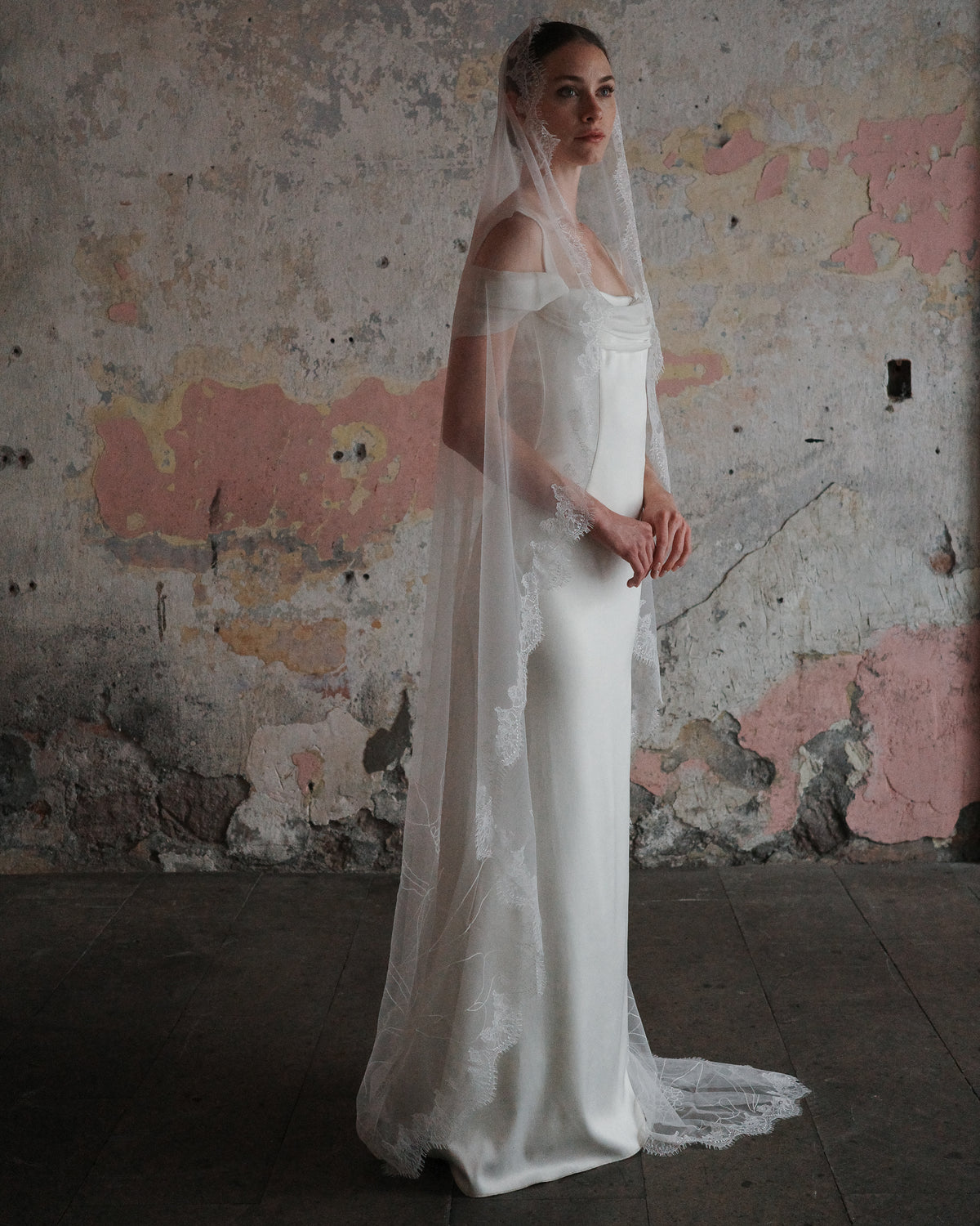 ROMINA LINE EMBROIDERY LACE VEIL - Ofrenda Studio