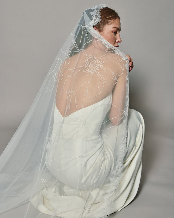 ROMINA LINE EMBROIDERY LACE VEIL - Ofrenda Studio