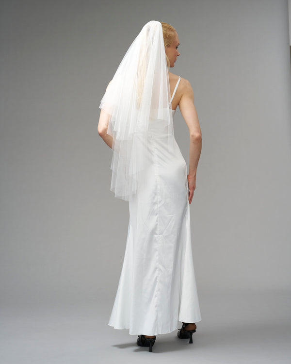 ECO TULLE // RAW EDGE TWO TIER FINGERTIP LENGTH 41" // OFF WHITE