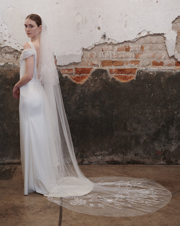 SECRET GARDEN EMBROIDERED VEIL - Ofrenda Studio