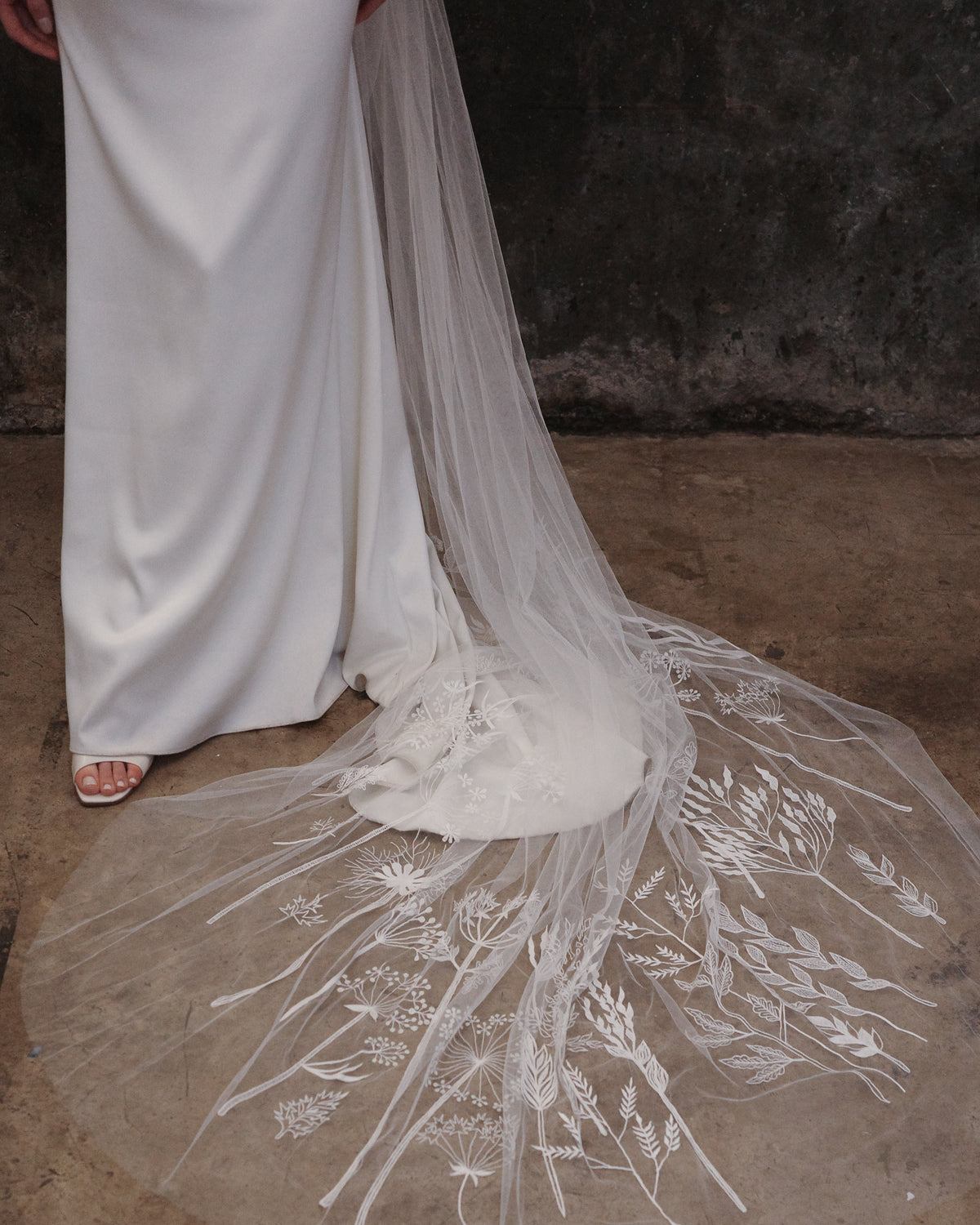 SECRET GARDEN EMBROIDERED VEIL - Ofrenda Studio