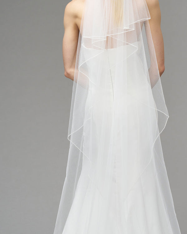 ENGLISH TULLE // SEED BEADS CHAPEL LENGTH 90" + 20" MINI BLUSHER // OFF WHITE