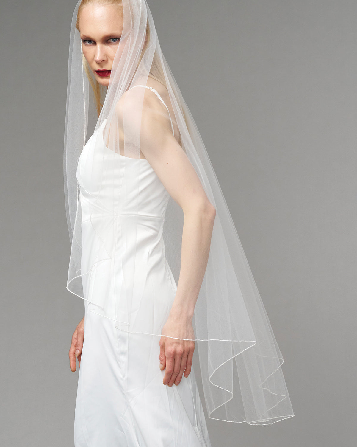 ENGLISH TULLE // SEED BEADS 48" KNEE LENGTH // OFF WHITE