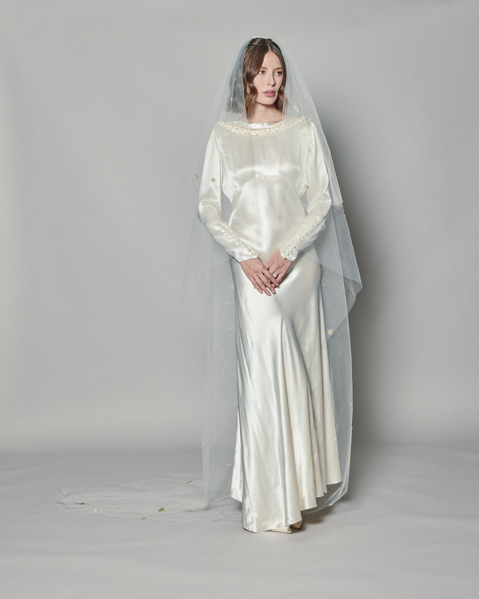 STARLIGHT COLOR EMBROIDERED VEIL - Ofrenda Studio
