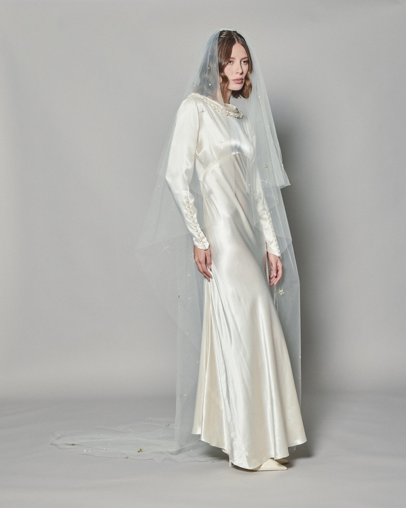 STARLIGHT COLOR EMBROIDERED VEIL - Ofrenda Studio
