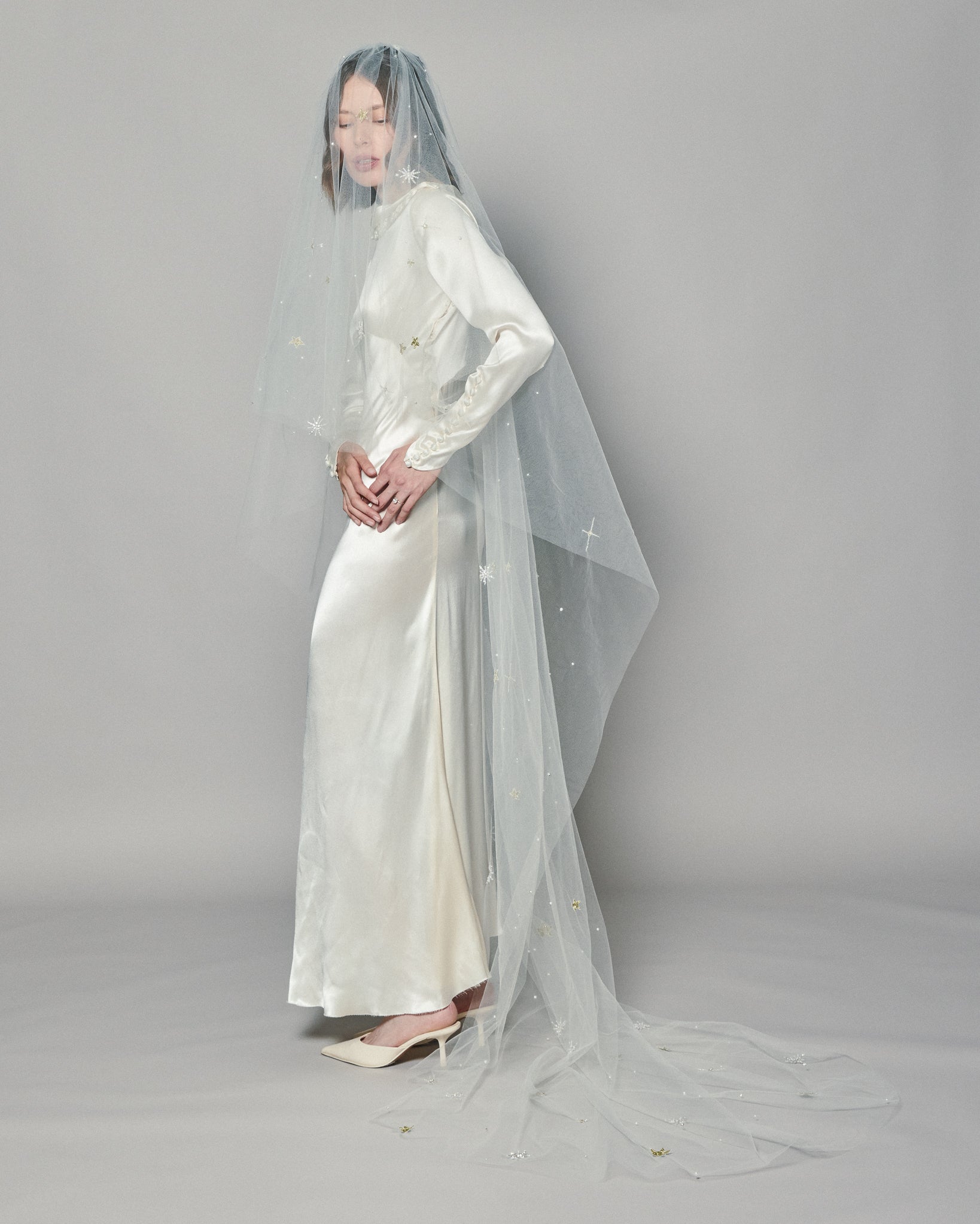 STARLIGHT COLOR EMBROIDERED VEIL - Ofrenda Studio