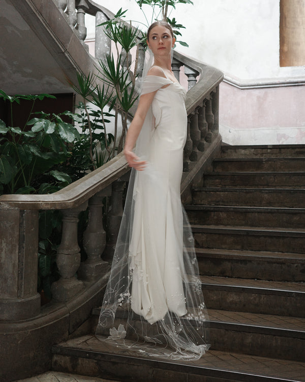 TOKYO BEADED EMBROIDERY FLORAL VEIL
