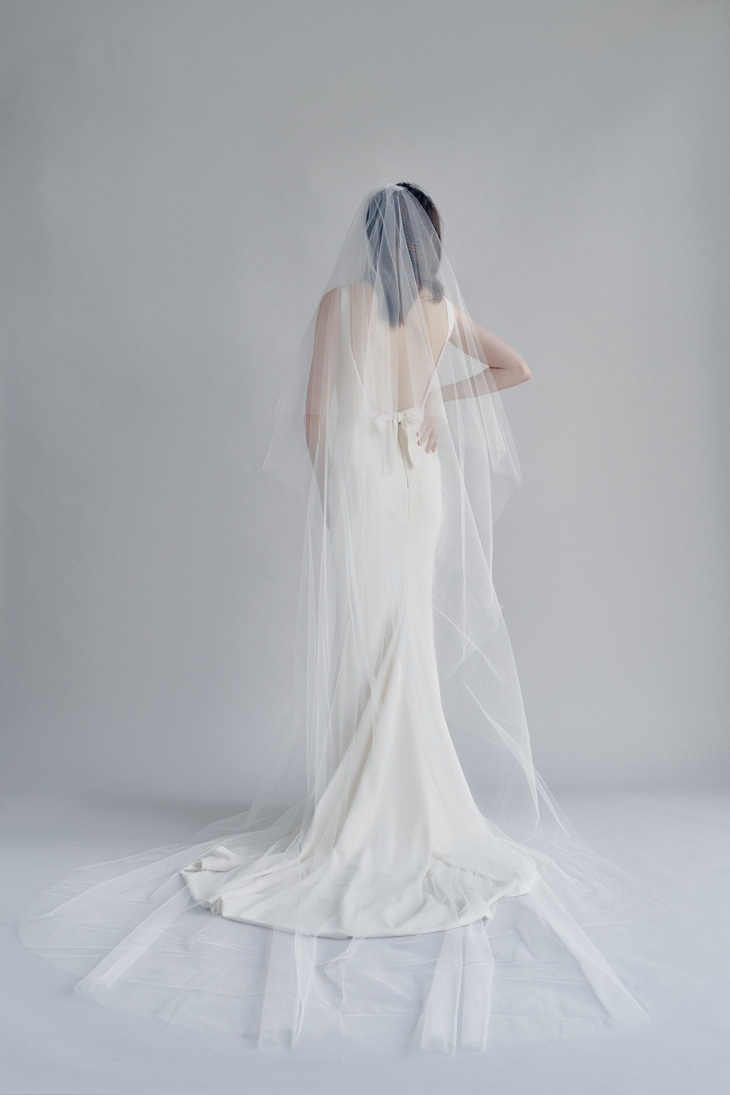 The Ofrenda Raw Veil