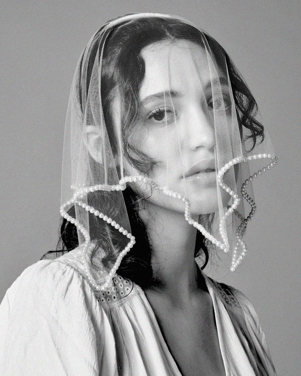 RTS.- ADORNO PEARL BEADED VEIL // OFF WHITE