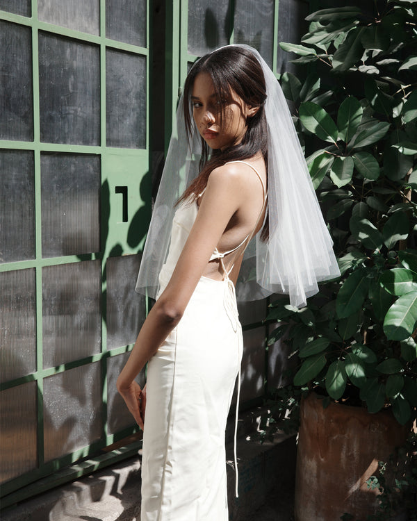 AURA RAW EDGE VEIL .- SAMPLE SALE 40%