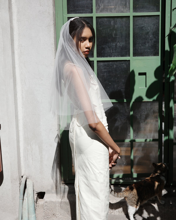 AURA RAW EDGE VEIL .- SAMPLE SALE 40%