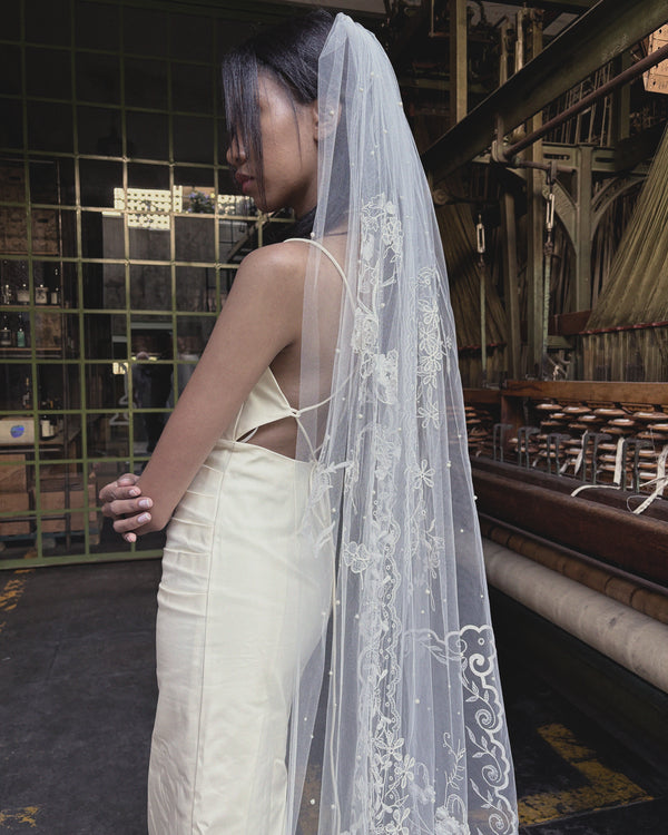 AVA EMBROIDERY PATCHWORK VEIL .- SAMPLE SALE 50%