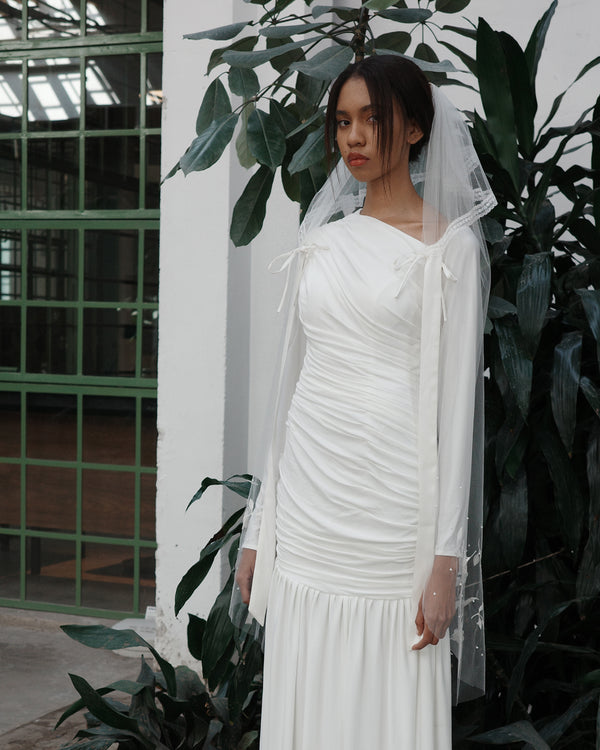 BEA .- SAMPLE SALE 60% off