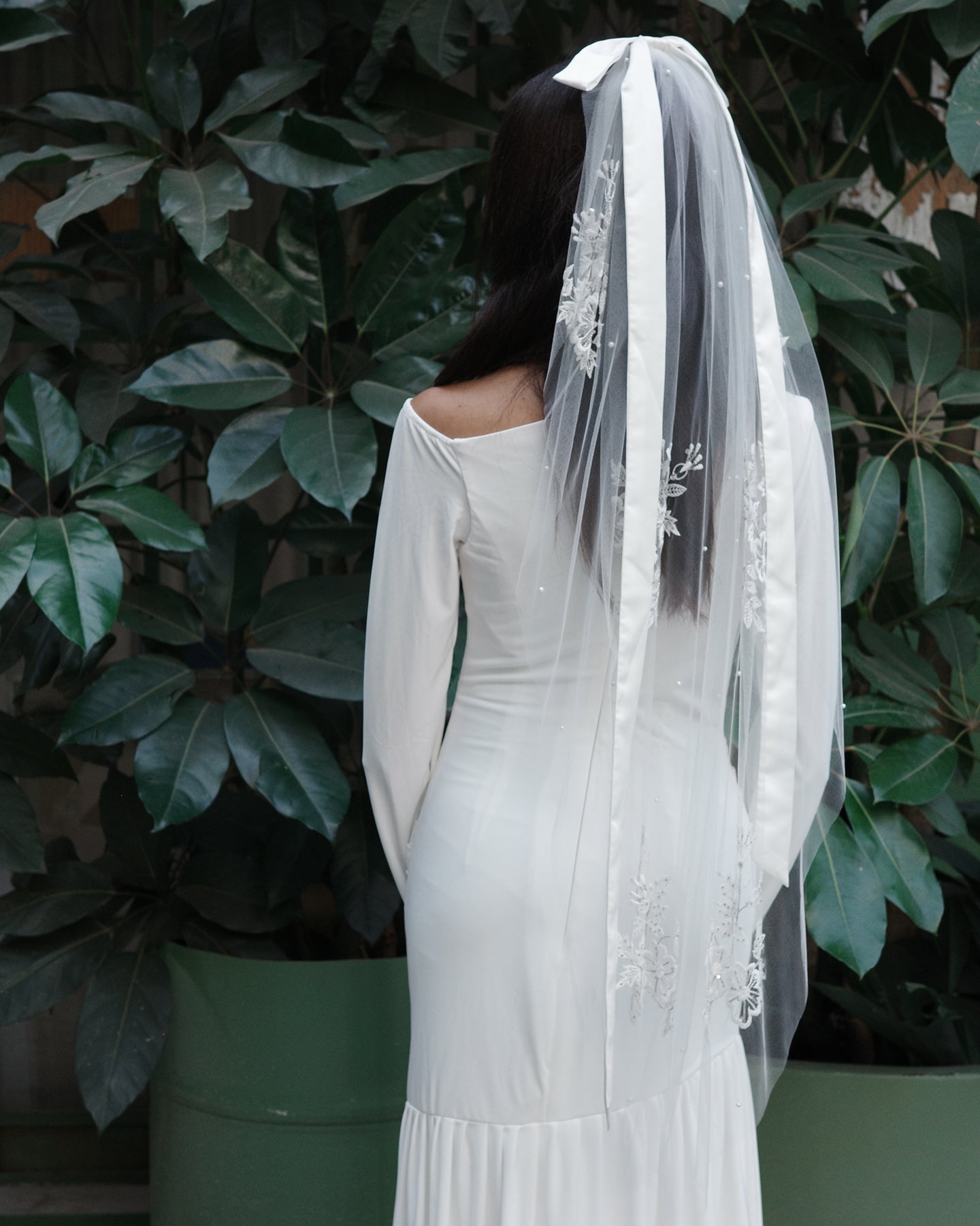 CONDESA SPECIAL BOW .- SAMPLE SALE 50%