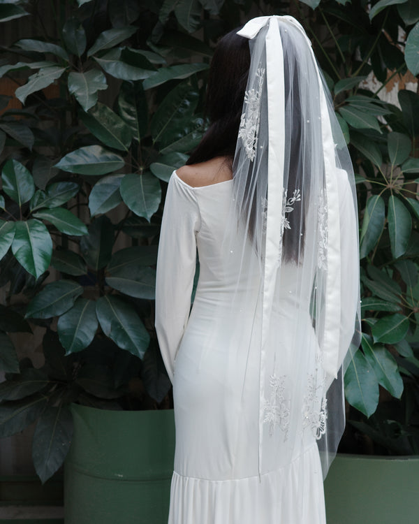 CONDESA SPECIAL BOW .- SAMPLE SALE 50%