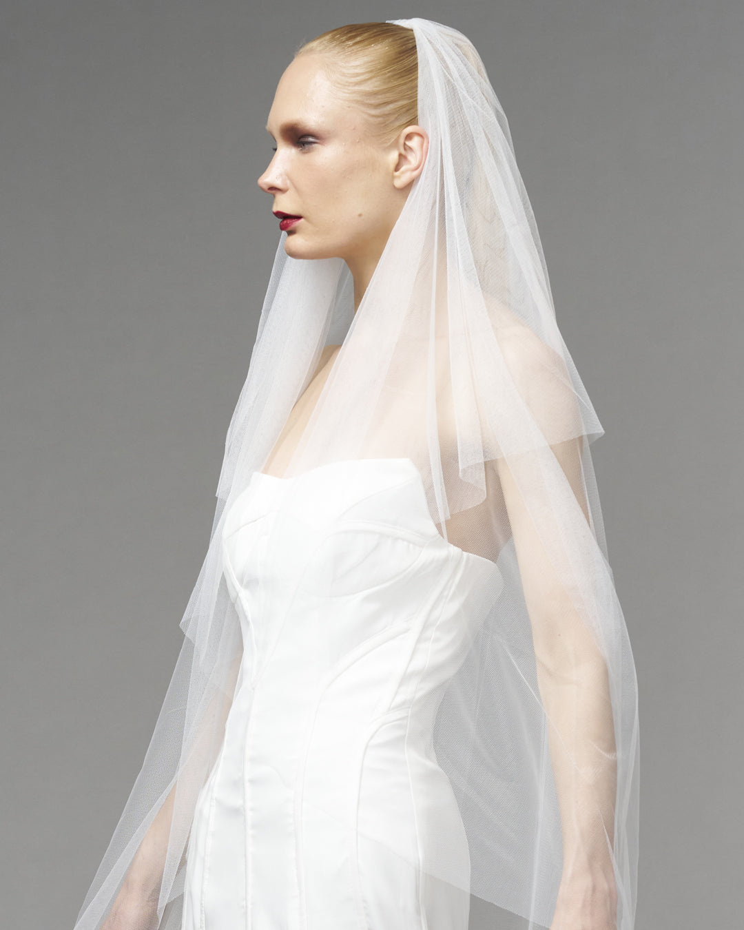 ECO TULLE // RAW EDGE CHAPEL LENGTH 90" + 20" MINI BLUSHER // OFF WHITE
