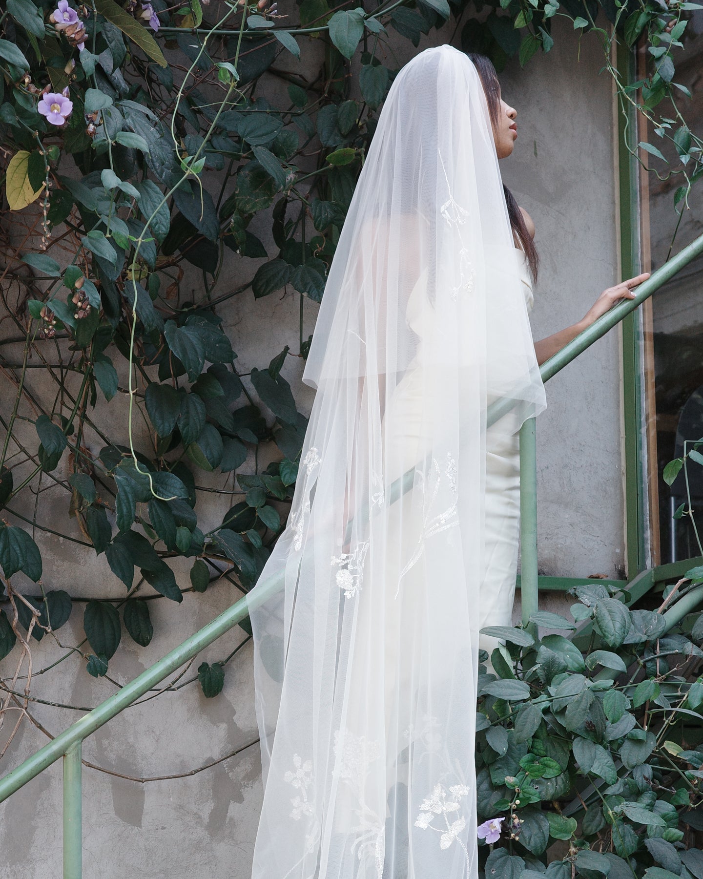 FIELD BOTANICAL BEADED MESH VEIL .- SAMPLE SALE 60%