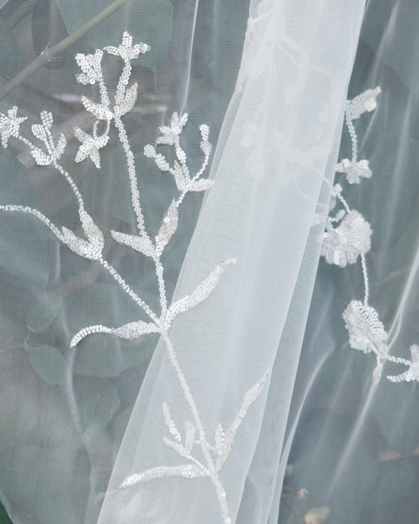 FIELD BOTANICAL BEADED MESH VEIL .- SAMPLE SALE 60%