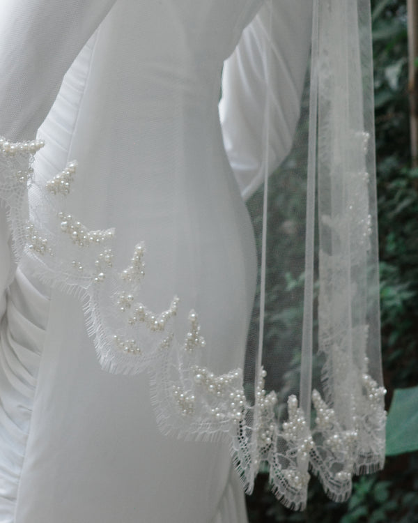 HARPER PEARL BEADED VEIL 40" .- SAMPLE SALE 40%
