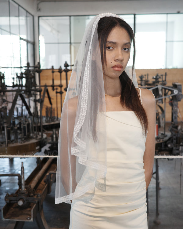 JOSEFINA WITH PEARLS .- SAMPLE SALE 50%