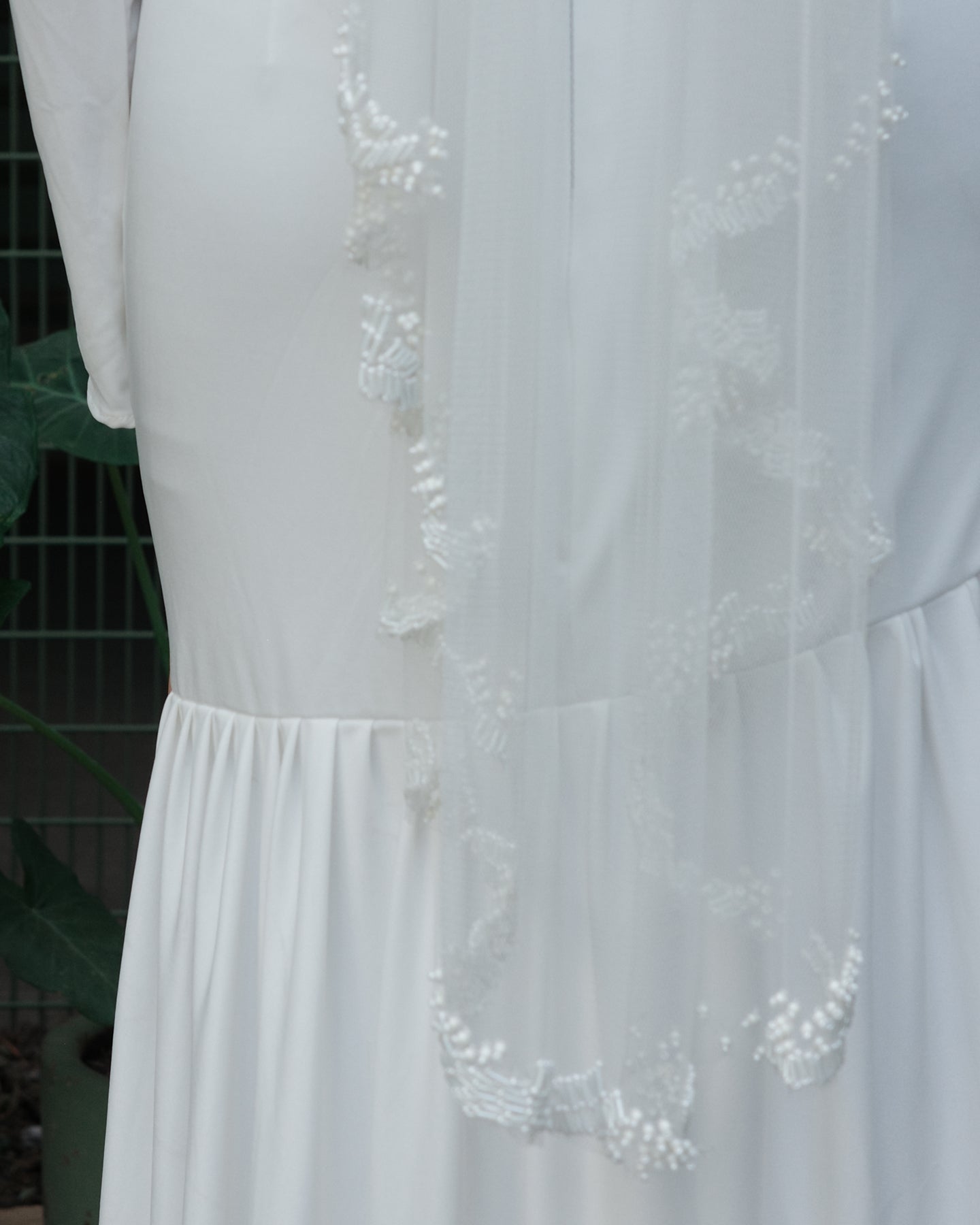 KOTI BEADED VEIL  .- SAMPLE SALE 70%