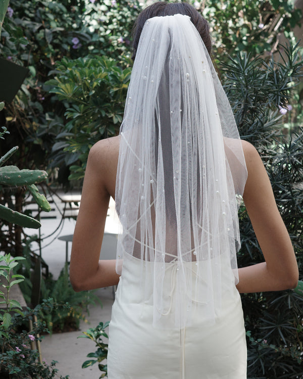 CRYSTALS AND PEARLS 30" .- SAMPLE SALE 50%