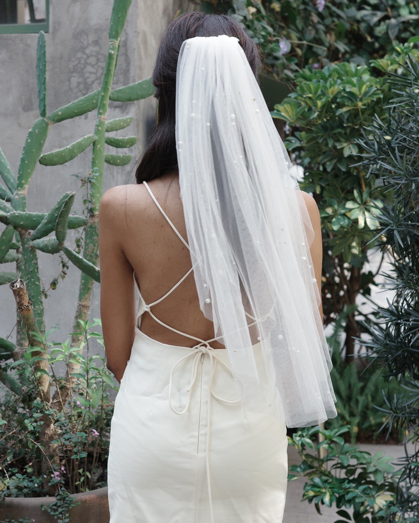 CRYSTALS AND PEARLS 30" .- SAMPLE SALE 50%