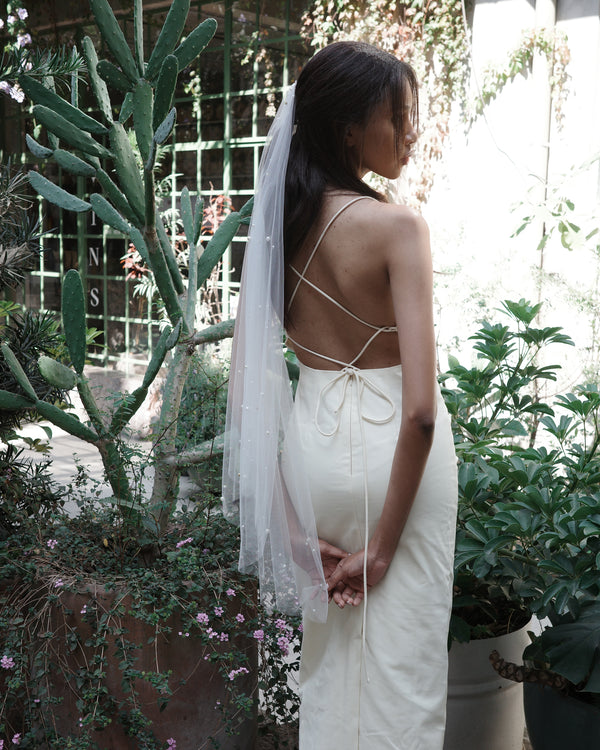 CRYSTALS AND PEARLS FINGERTIP LENGTH .- SAMPLE SALE 60%