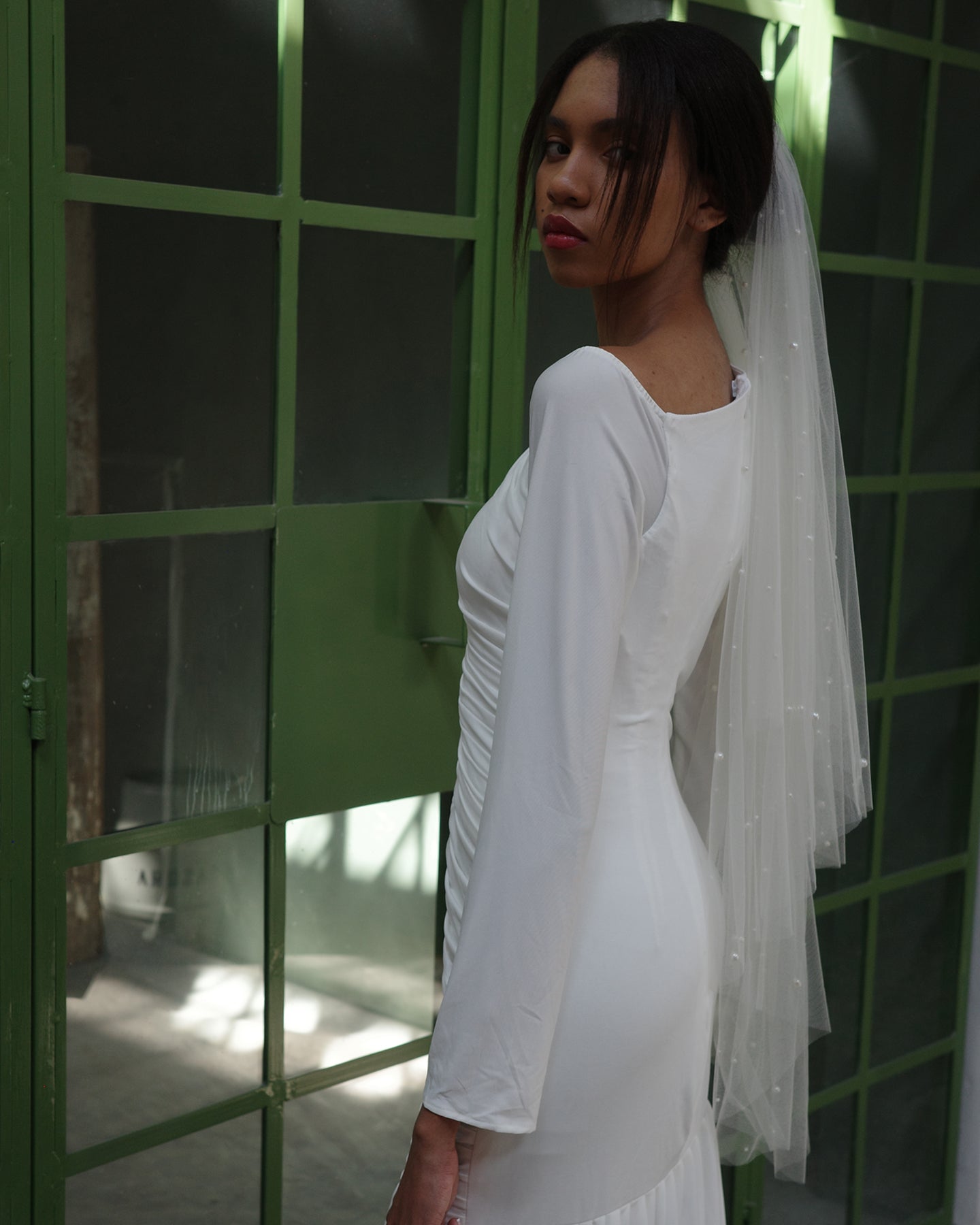 GLASS PEARLS TWO TIER FINGERTIP .- SAMPLE SALE 40% off