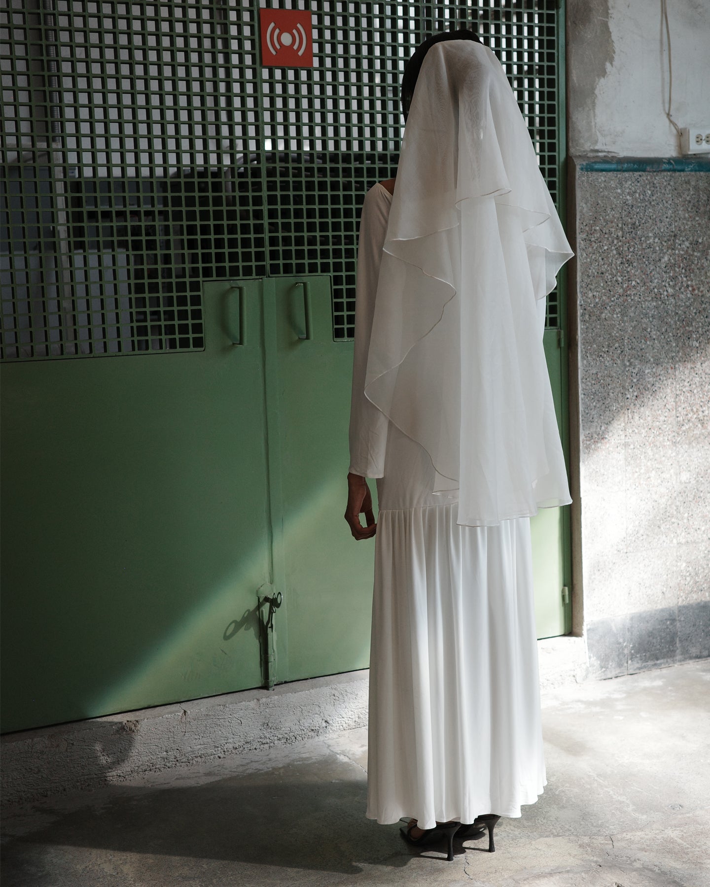 SILK ORGANZA VEIL .- SAMPLE SALE 60%