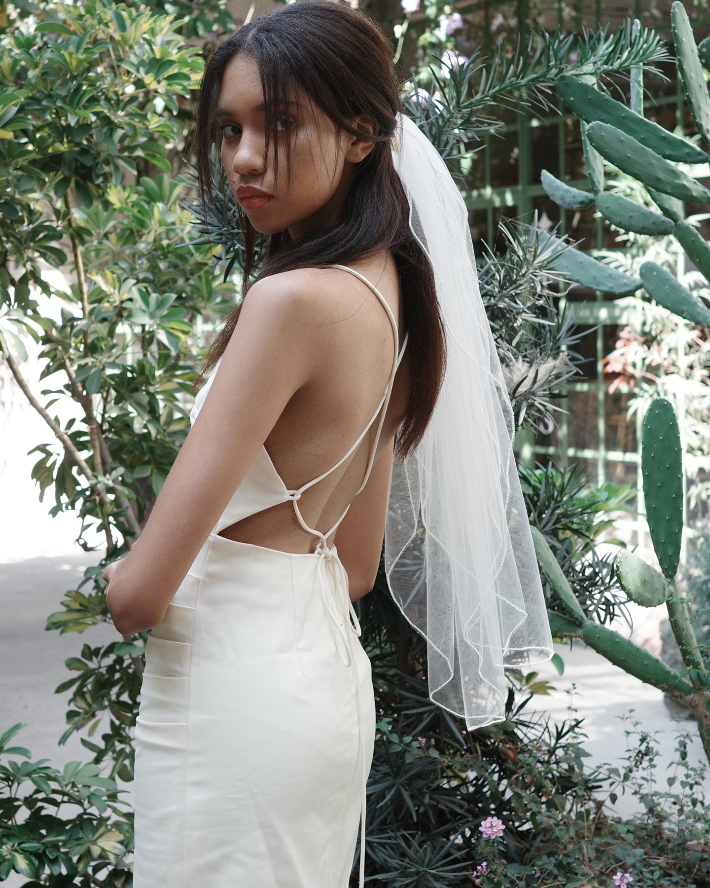 VALLE SEED BEADS VEIL .- SAMPLE SALE 70%