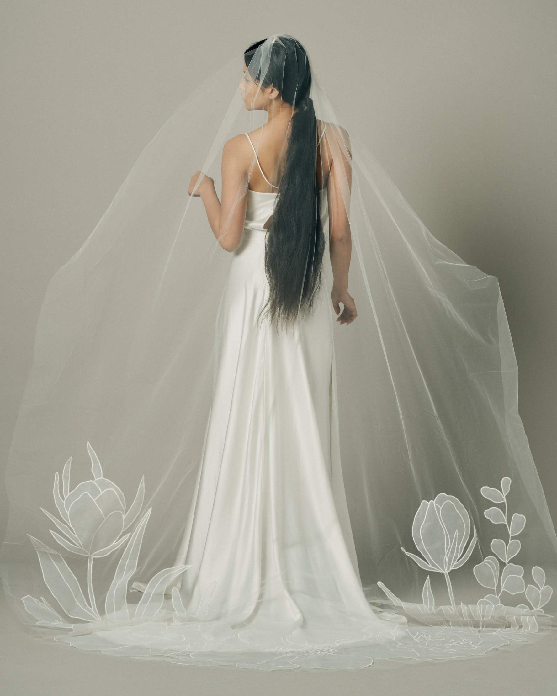 BLOOM ORGANZA .- ALLI KOCH WEDDING VEIL COLLAB