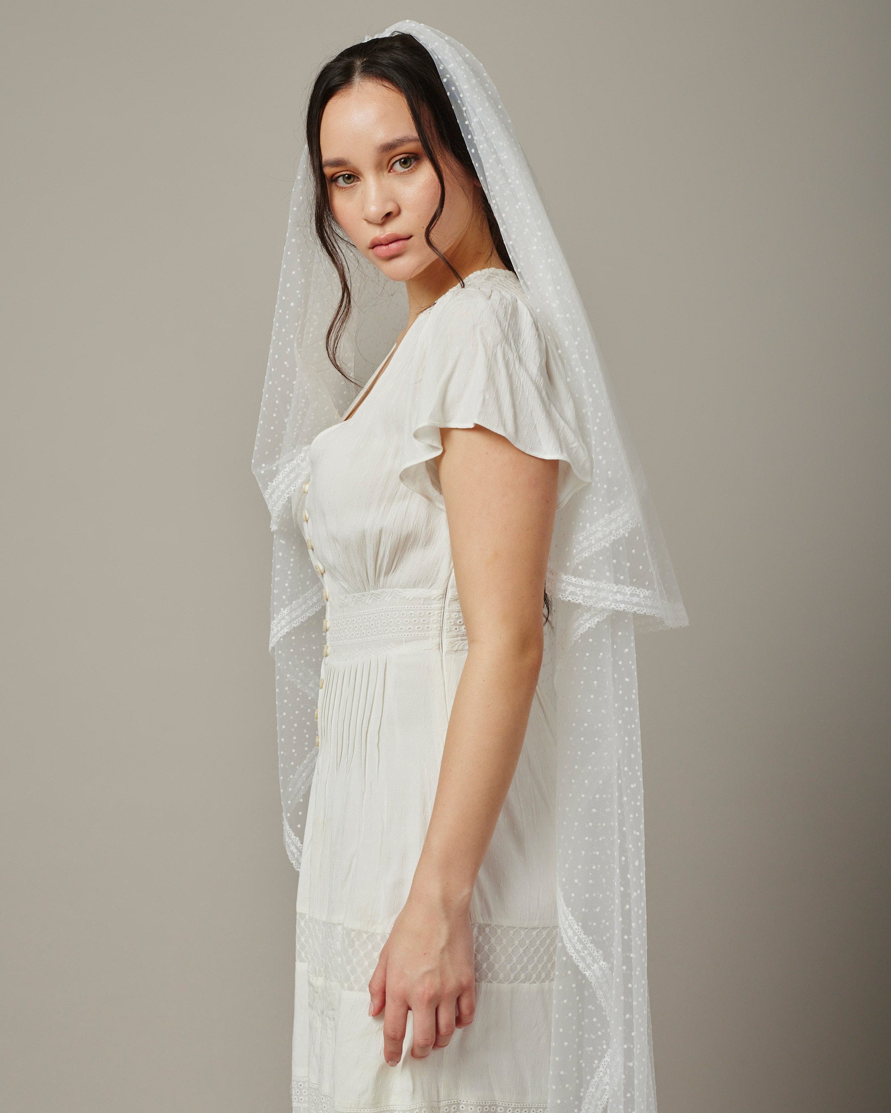 CARMEN DOTTED TULLE LACE VEIL WITH BLUSHER - Ofrenda Studio