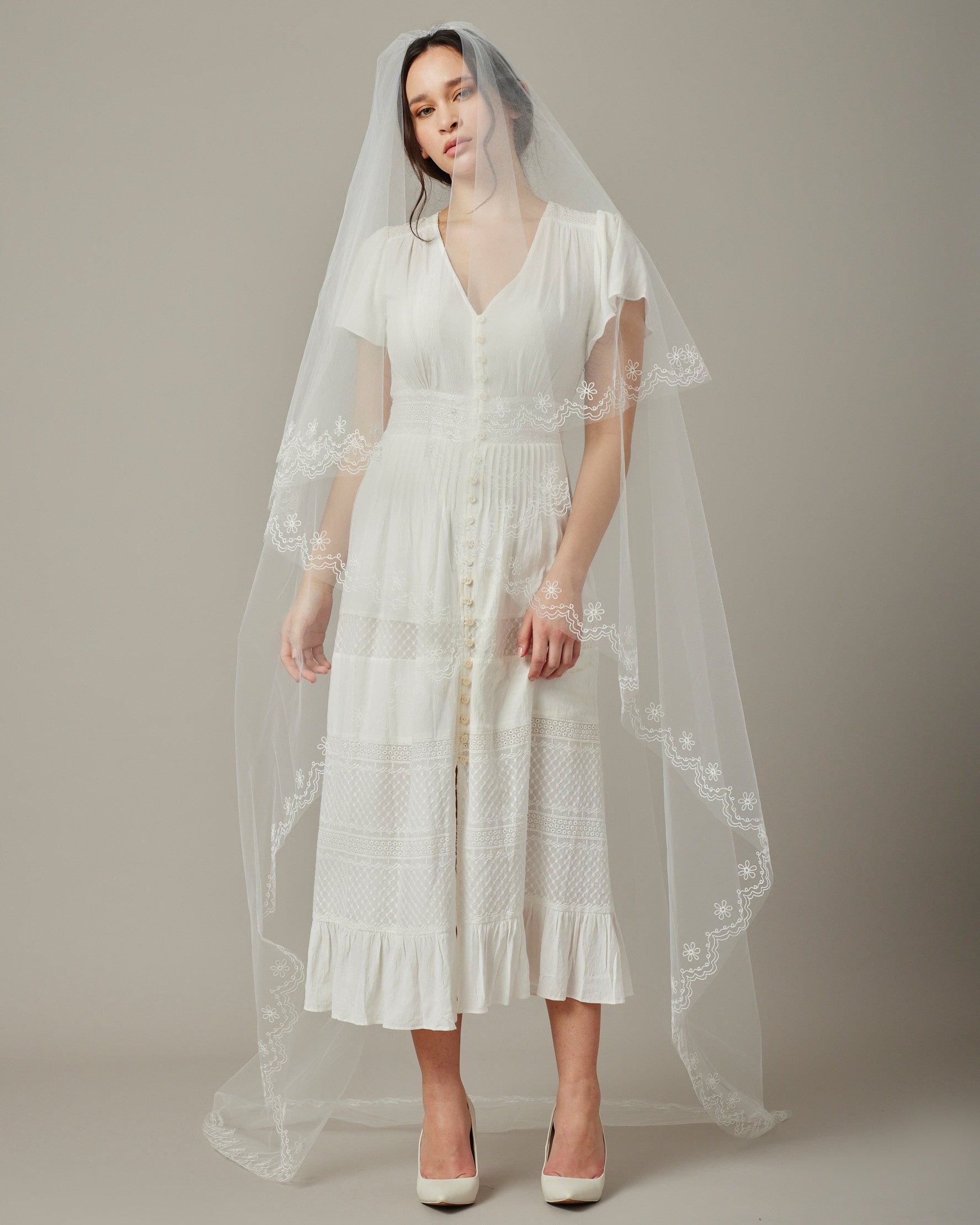 CLAYTON PEARL CATHEDRAL VEIL