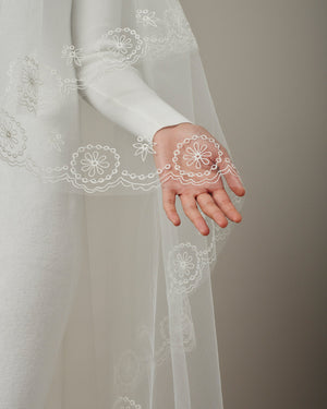 DIXON ORNAMENTAL EMBROIDERED VEIL - Ofrenda Studio