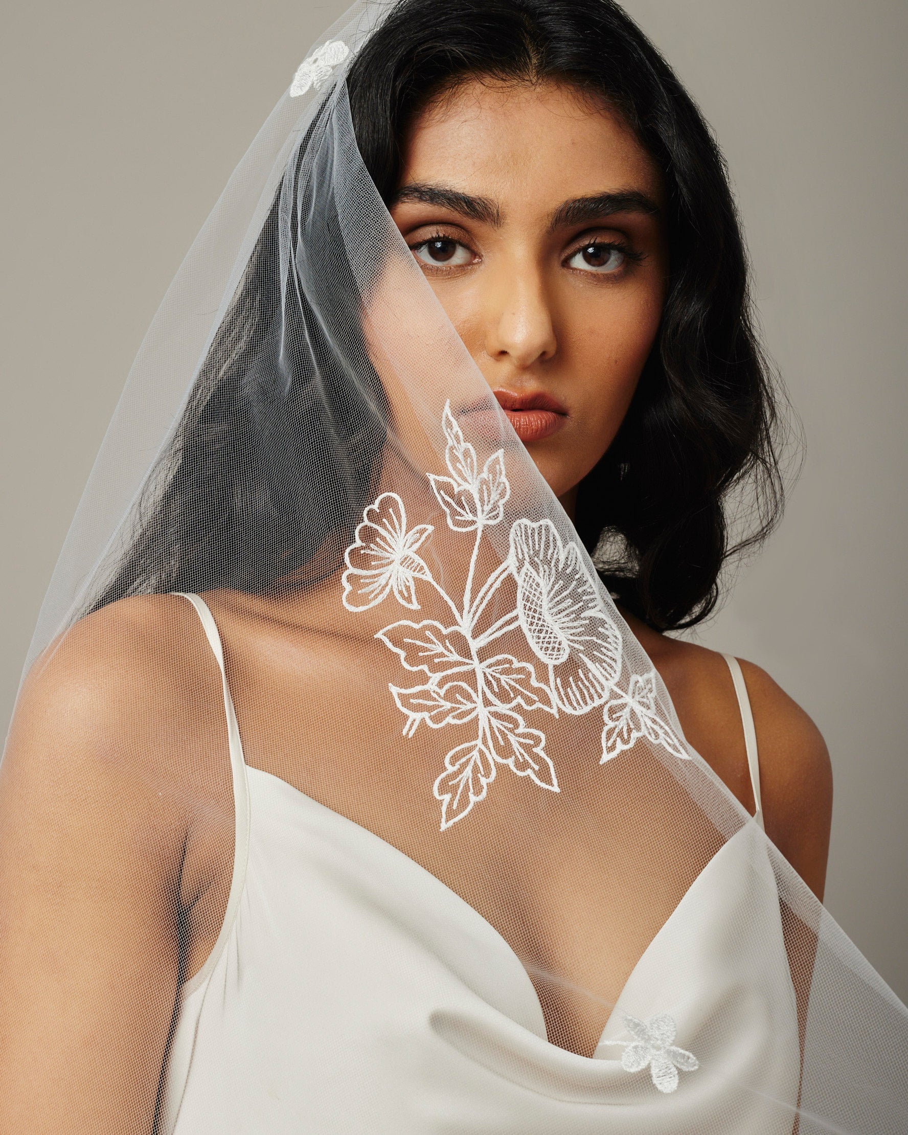 ELENA FLORAL EMBROIDERED CATHEDRAL VEIL - Ofrenda Studio