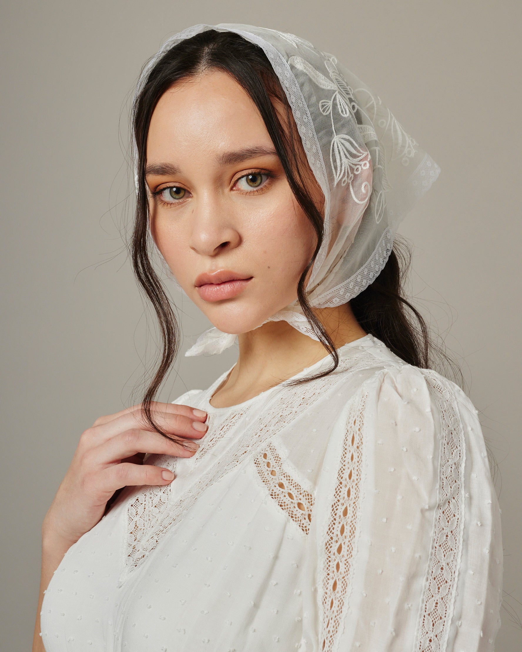 LOLA EMBROIDERED SILK HAIR SCARF - Ofrenda Studio