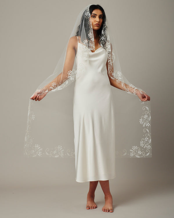 LUCIA EMBROIDERED PEARL VEIL - Ofrenda Studio