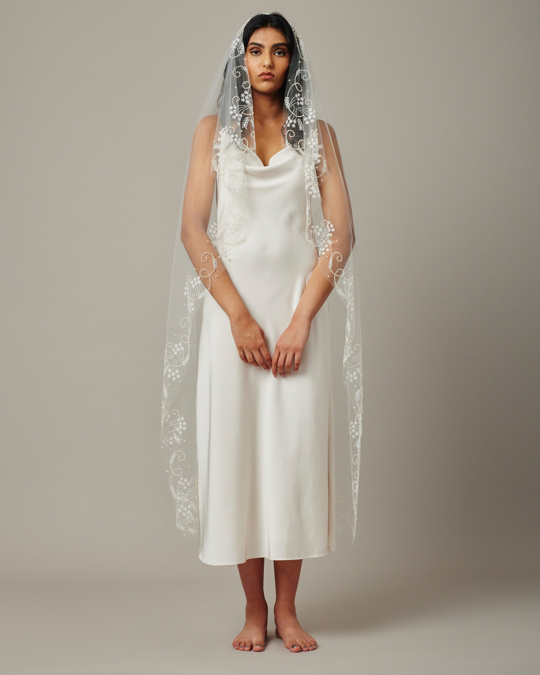 LUCIA EMBROIDERED PEARL VEIL - Ofrenda Studio
