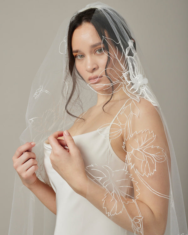 VALENTINA EMBROIDERED FLORAL VEIL - Ofrenda Studio